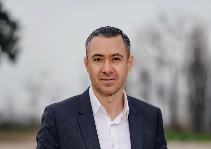 Cristian Cismaru PUSL