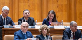 PNL, partidul care vrea să fie în opoziție cu propriul vot. Bolojan și liberalii, în fața Guvernului PSD