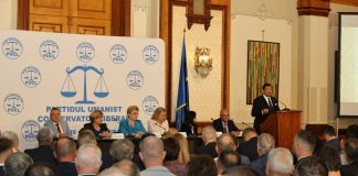 Umaniștii cheamă conservator-liberalii la aceeași masă: zece principii pentru un proiect politic comun